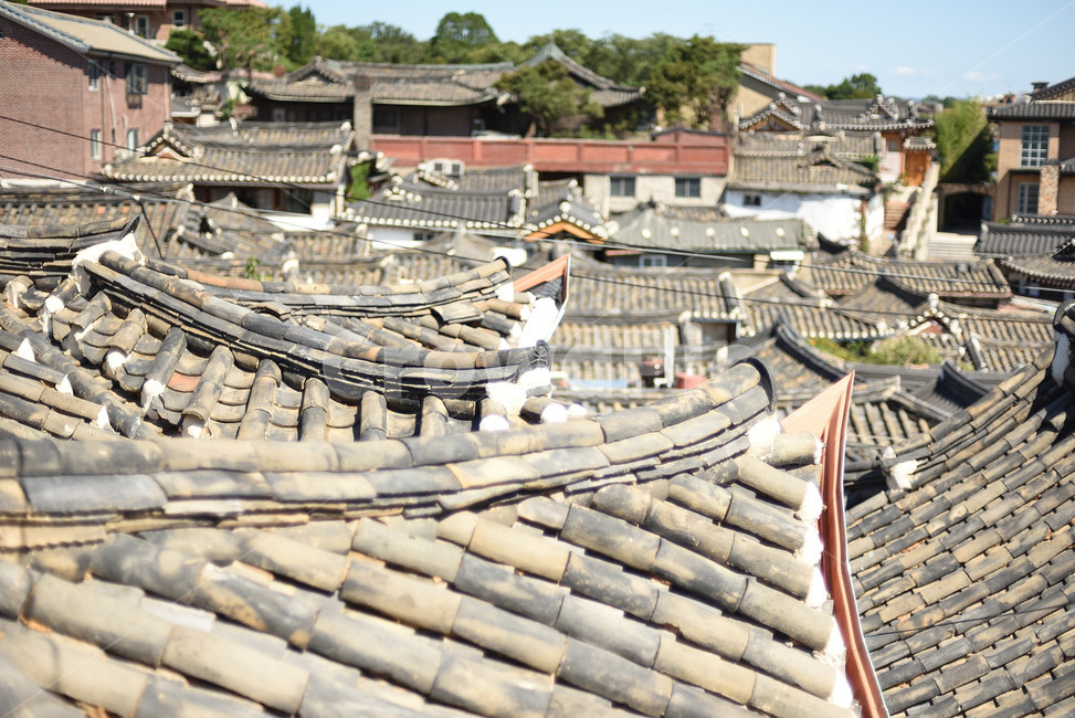 지붕,기와,한옥,전통,기와지붕,한옥마을,도시,풍경,city,landscape,한국도시풍경,한국도시경관,korea cityscape,한국전통,한국문화,korean traditional,korean culture,roof,tile roof,기와 지붕