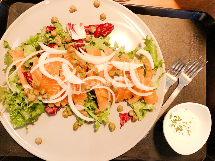 연어샐러드,연어,샐러드,양파,요리,음식,food,식사,dish,음식,식재료,요리,food,cook,meal,dishes,food reserves