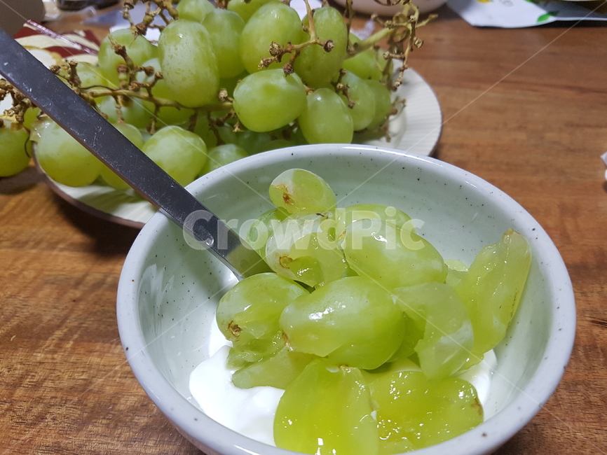 청포도,청포도요거트,여름,요거트,포도,음식,식재료,요리,food,cook,meal,dishes,food reserves,과일,열매,fruit