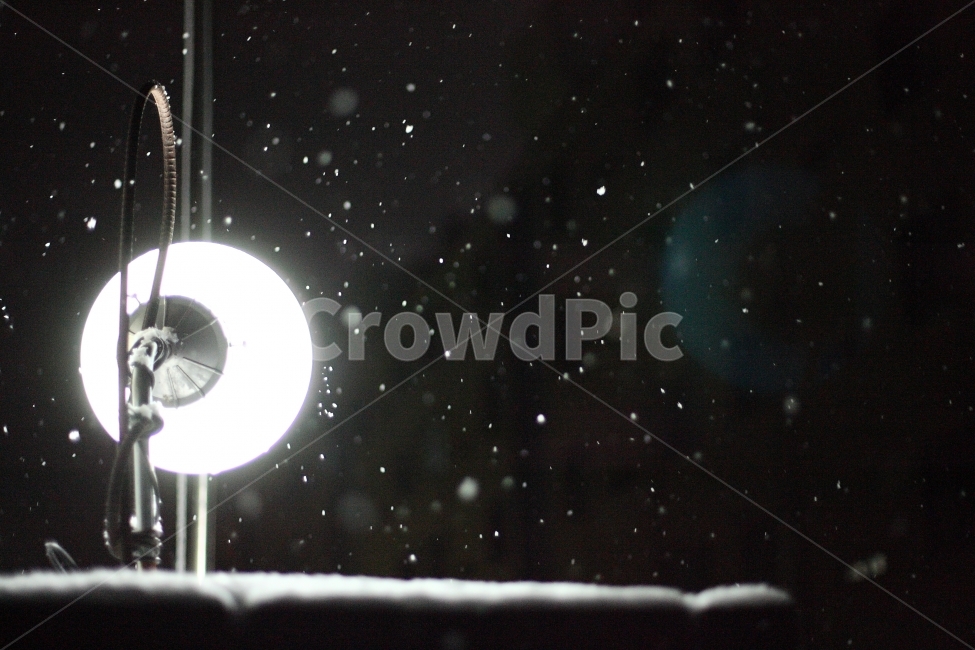 가로등,눈,겨울,밤,light,snow,winter,겨울,계절,winter,season,야경,밤,풍경,nightscape,night,landscape,감성,sensible,feeling