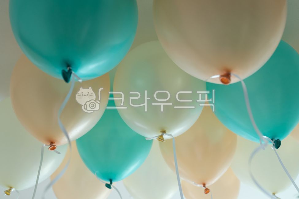 풍선파티,풍선장식,베이비샤워,파티,천장풍선,이벤트,balloon,풍선,ball,공,민트,아이보리,주황,펄,축제,행사,festival,carnival,event,기념일,축하,anniversary,congratulation,celebrate,celebration