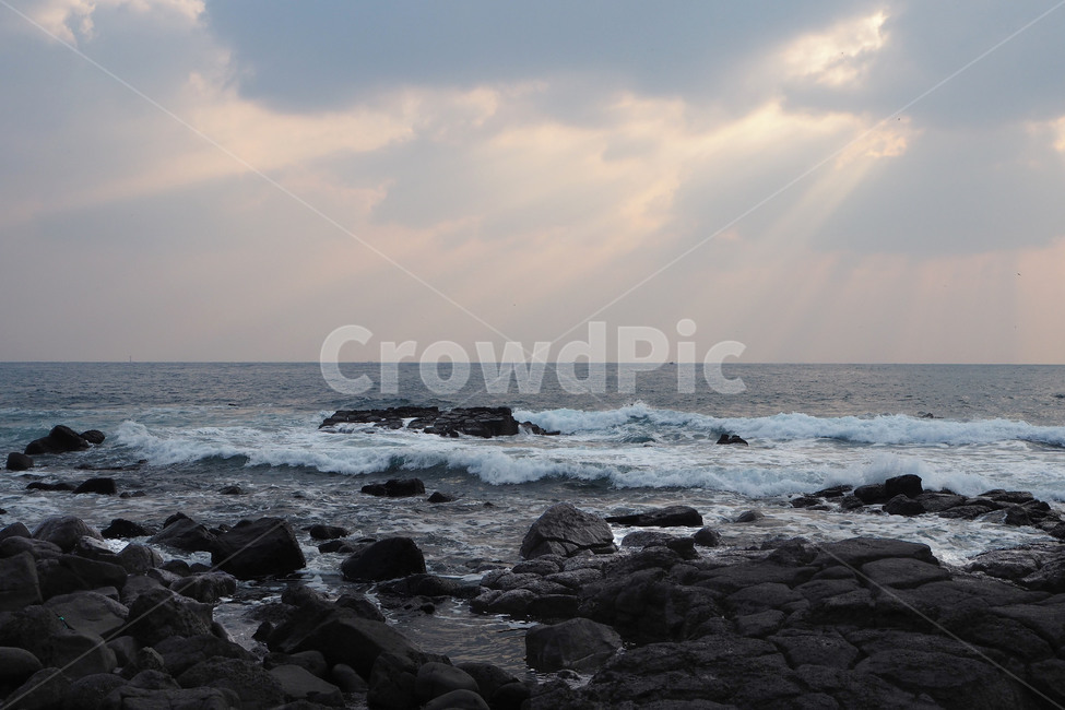제주도,제주바다,제주,모슬포,구름,바다,현무암,jeju,sky,cloud,자연,풍경,nature,landscape,한국자연풍경,한국자연경관,korea nature landscape,제주도,jeju,jeju island,ocean,대양,outdoors,옥외,sea,water,물