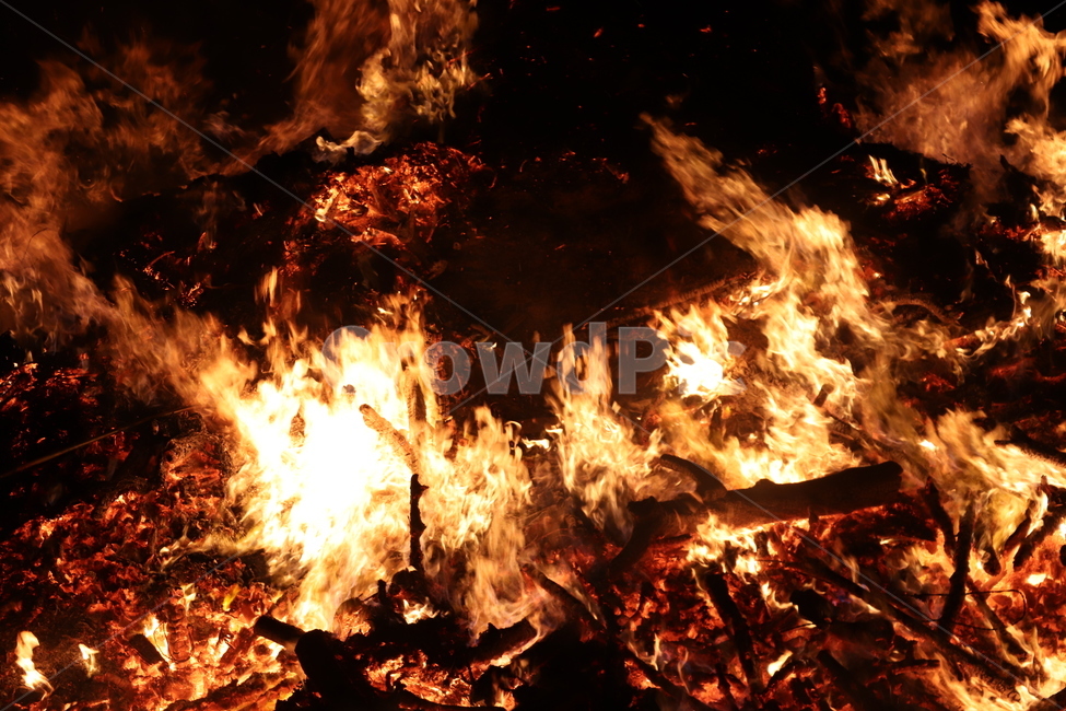 fire,불,모닥불,flame,불꽃,캠핑,burn,burning,활활,캠프파이어,camping