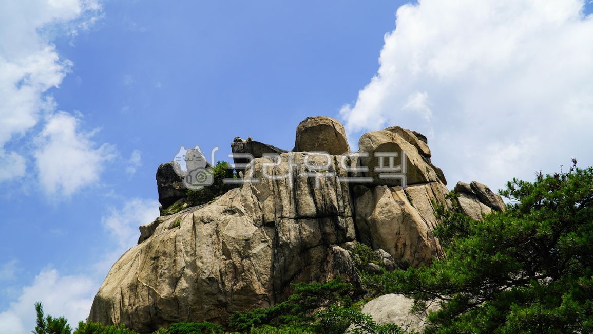 Moon Subong,cloud,sky,corrosion,Cliff,cliff,nature,granite,skyline,peaks