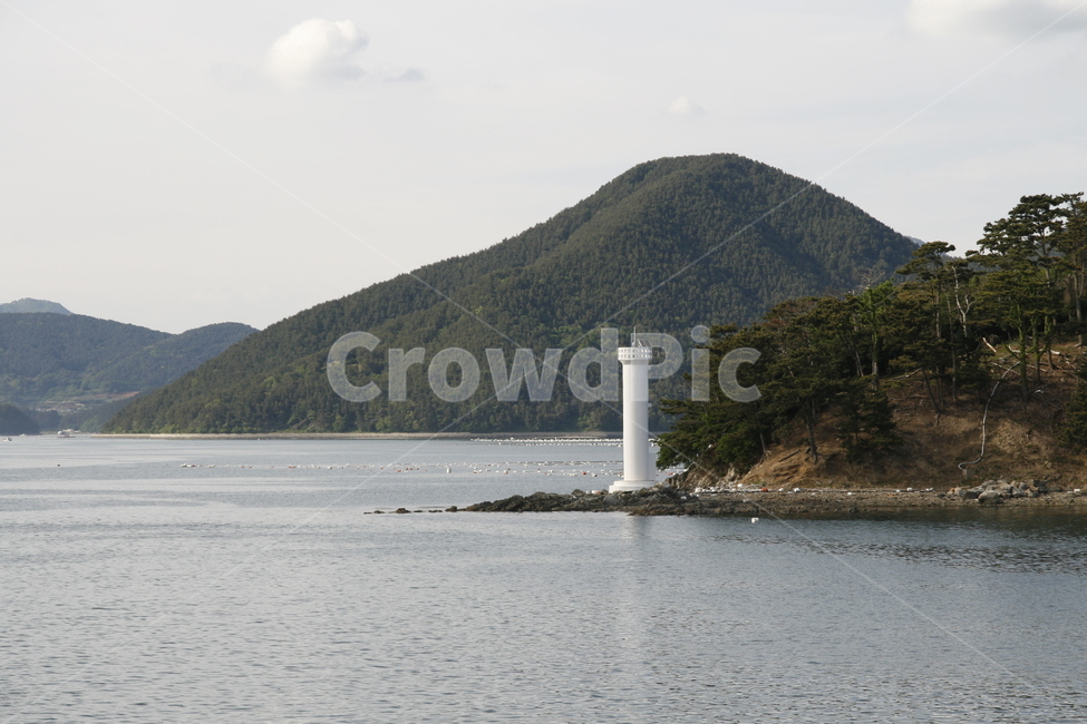 하얀,등대,해안선,충돌,방지,자연,풍경,nature,landscape,등대,lighthouse,architecture,건축물,building,건물