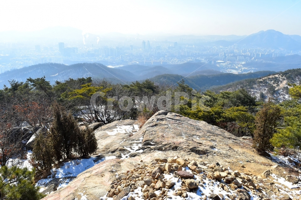 관악산,풍경,겨울,자연,눈,스포츠,등산,산행,nature,snow,겨울풍경,느낌,아름다운,신비로운,경이로운,기암,바위,암봉,암릉,다큐,필,힐링,명산,landscape,winter,season,트레킹,100대명산,인기명산,조망,전망,정부청사,6봉,수목원능선,바윗길,암릉길,명품송,소나무,한국자연풍경,한국자연경관,korea,관양능선,팔봉능선,국기봉,겨울,계절,winter,season,자연,풍경,nature,landscape,한국자연풍경,한국자연경관,korea nature landscape,abies,아비,fir,전나무,plant,식물,tree,나무