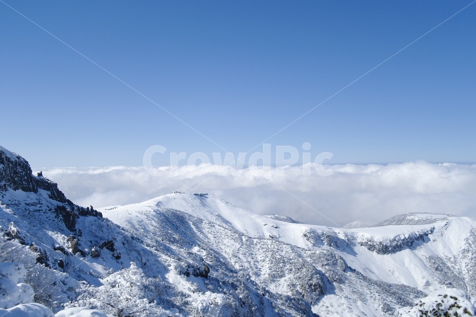 한라산,mountain,산,눈,겨울,겨울산,산맥,야외,등산,nature,jeju,구름,자연,겨울,계절,winter,season,자연,풍경,nature,landscape