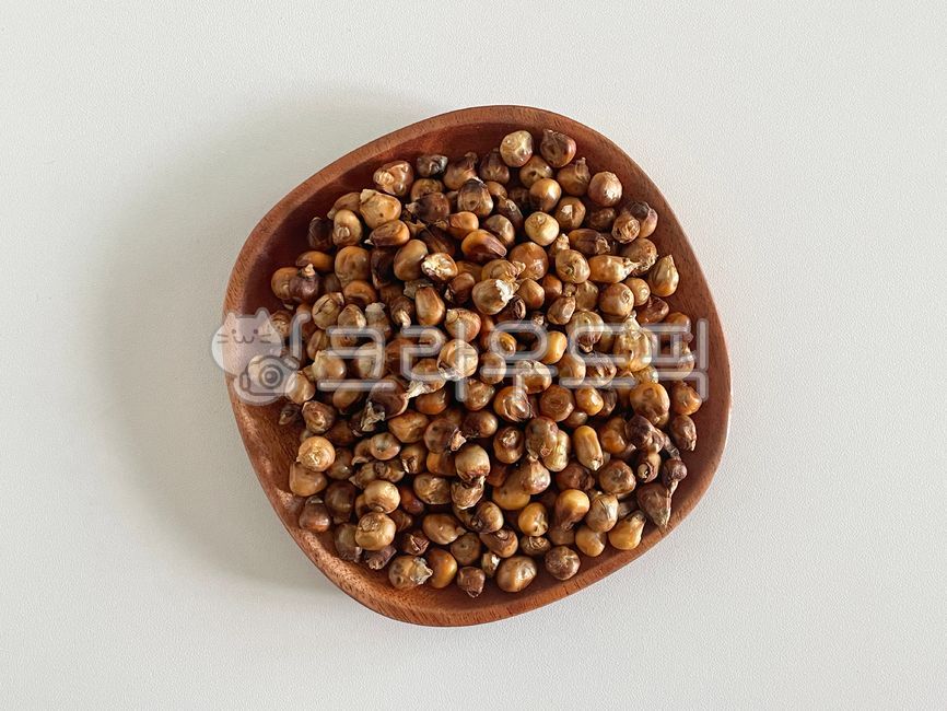 Corn,corn tea,roasted corn,roasted corn tea,savory,domestic corn,corn kernels,corn kernels,grains,healthy,health tea,savory