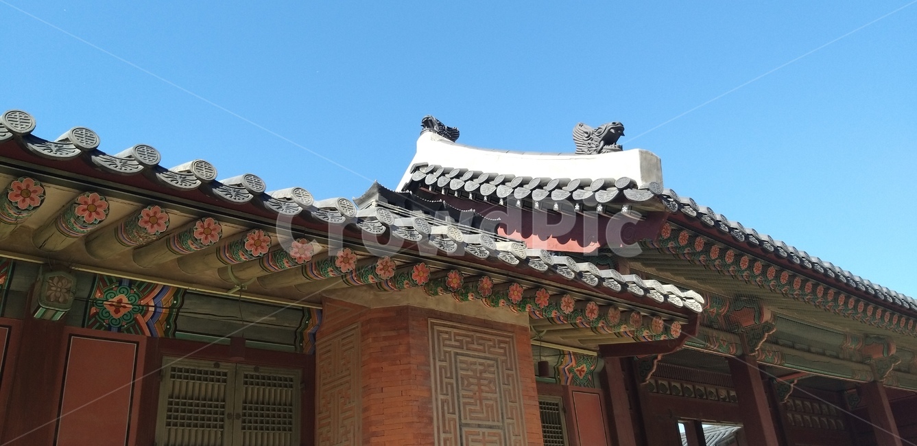 광화문,한국,전통건축,궁,단청,건물외관,korean,tradition,construction,맑은날,여름,하늘,지붕,처마