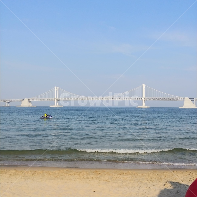 다리,물결,water,물,sea,바다,ocean,대양,outdoors,옥외,land,땅,scenery,풍경,부산,배,한적,평화,지평선,하늘,자연,nature,자연,풍경,nature,landscape