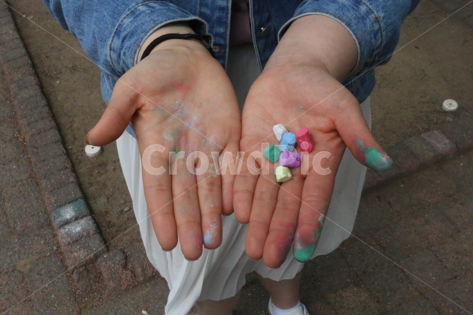 낙서,놀이,크레파스,파스텔,그림,분필,색분필,색칠놀이,색칠,나들이,알록달록