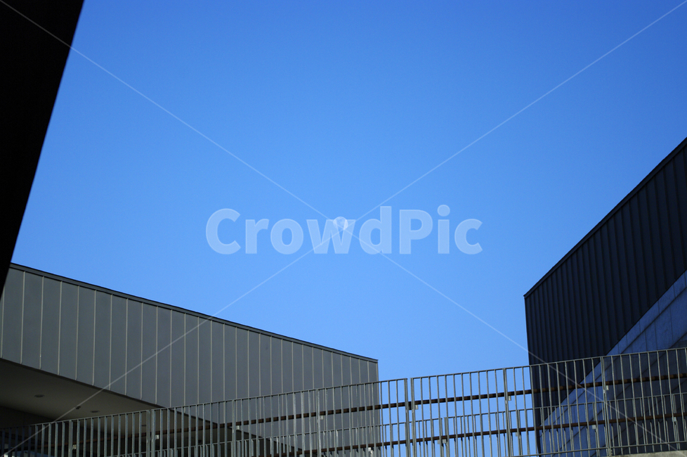 하늘,달,건물,낮달,파란색,건축물,건물외관,exterior,building,structure,architecture,construction