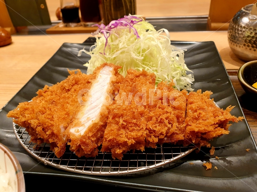 돈가스,음식,food,일식,일본음식,meal,식사,저녁,dinner,돼지고기,pork,튀김