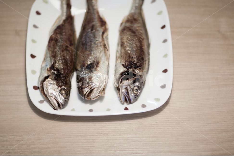 굴비,밥상,생선,생선구이,가정식,음식,식재료,음식,식재료,요리,food,cook,meal,dishes,food reserves,수산물,해산물,fishery products,seafood,한식,한국음식,한국요리,korean food,korean dishes,korean meal,korean cook