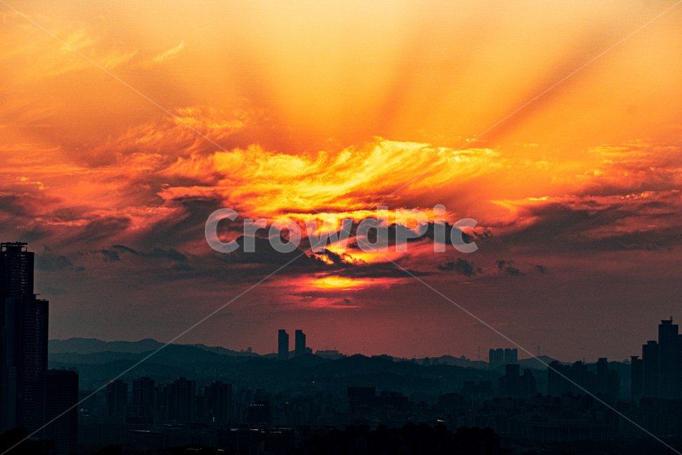 nature,자연,outdoors,옥외,새벽,하늘,sky,황혼,여명,일몰,노을,선셋,sunset,붉은하늘,redsky,dusk,풍경,야경,landscape,nightscape,nightview,cityscape,구름,붉은노을