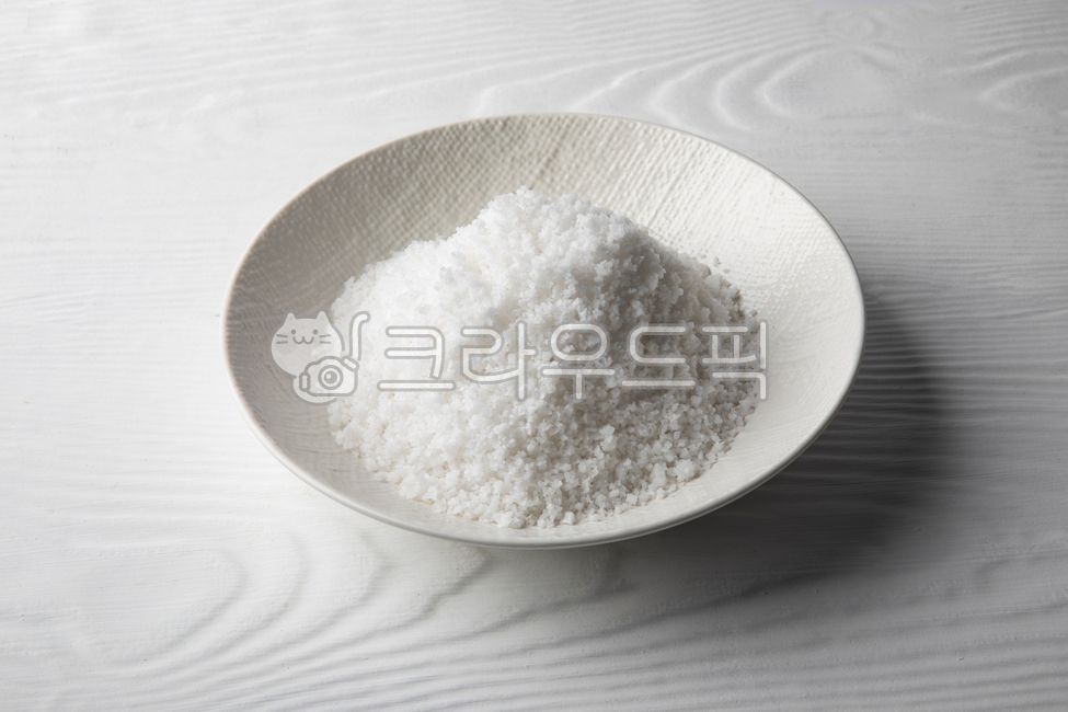 소금,염분,염전,김장소금,조미료,양념,김치,간장,된장,그릇,salt,saltfield,kimchisalt,seasoning,soysauce,soybeanpaste,kimchiingredients,bowl