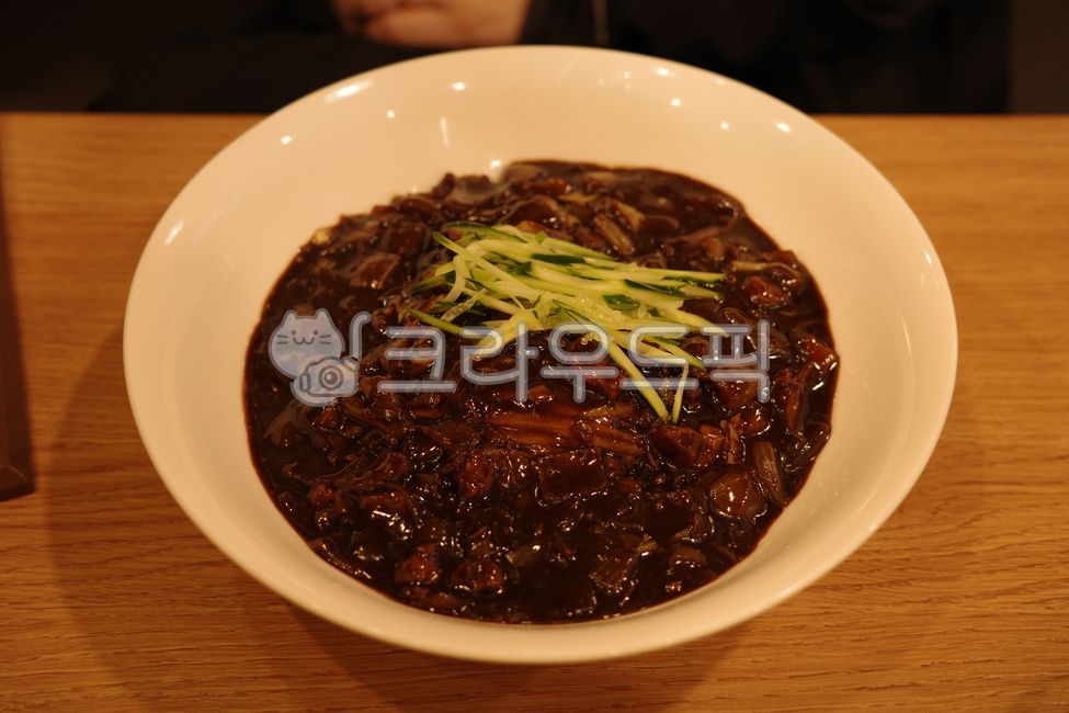 짜장면,중국음식,자장면,짜장라면,음식,food,meal,dish,접시,식사