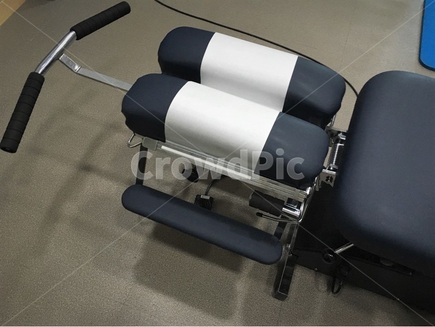 도수치료,카이로프랙틱,교정,치료,테이블,의료,기구,의료,의학,병원,medical,hospital,clinic,사물,물건,오브젝트,thing,object,matter