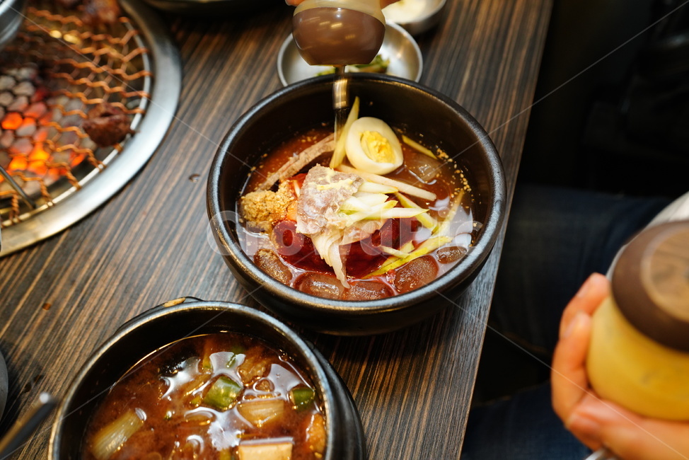 면,냉면,비빔냉면,한식,식사,음식,먹거리,먹방,요리,푸드