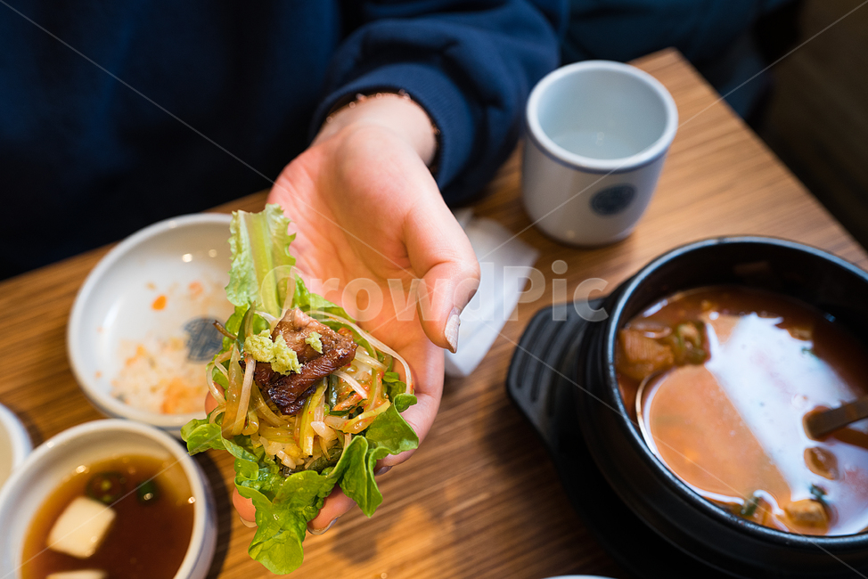 갈비,돼지갈비,음식,고기,육류,육식,한식,구이,안주,술안주,food,식사,쌈,찌개
