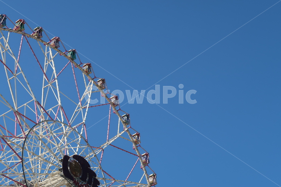 대관람차,ferriswheel,파란하늘,바퀴,놀이기구,놀이공원,놀이동산,놀이터,amusement park,playground