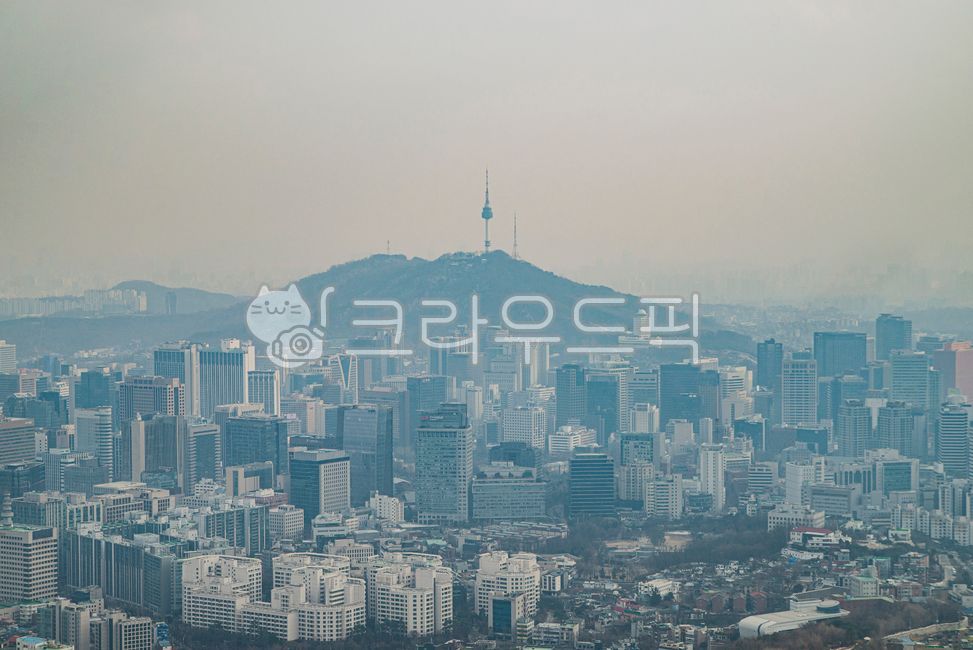 인왕산,인왕산정상,서울전경,서울풍경,서울시풍경,흐린날,미세먼지,서울미세먼지,종로구,서대문구,등산,인왕산등반,등반,산악,산악회,햇살,설산,눈덮인산,종로,mountain,tracking,hiking,climbing,hike,climb,남산타워,n서울타워,엔서울타워,서울타워,중구