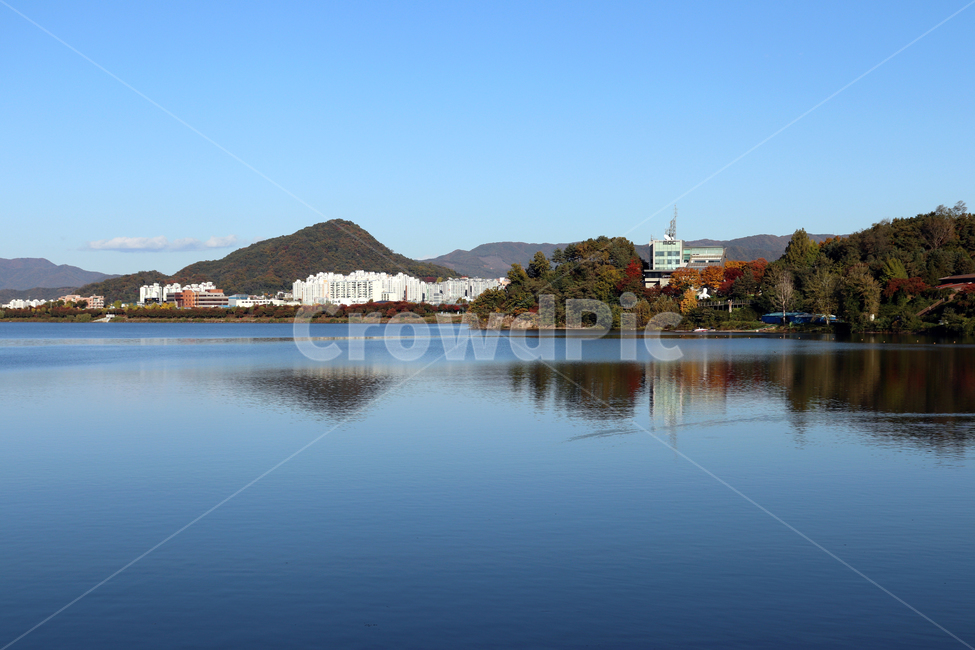 호수,lake,자연,nature,산,mountain,풍경,landscape,하늘,파란하늘,bluesky,감성,자연,풍경,nature,landscape,water,물,outdoors,옥외