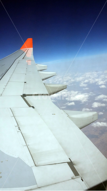 비행기,plane,airplane,비행기날개,wing,구름,하늘
