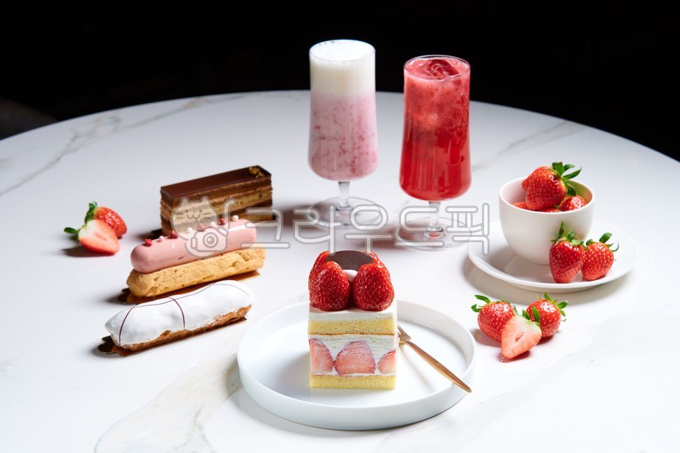 딸기케이크,딸기빙수,딸기파티,디저트,음식,딸기,딸기디저트
