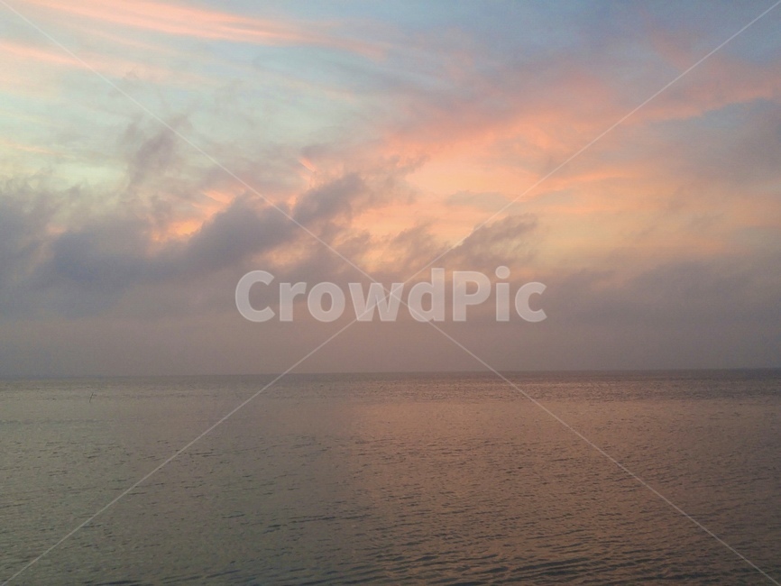nature,자연,바다,하늘,구름,저녁하늘,outdoors,sky,sea,clouds,잔잔함,해질녘,날씨,weather
