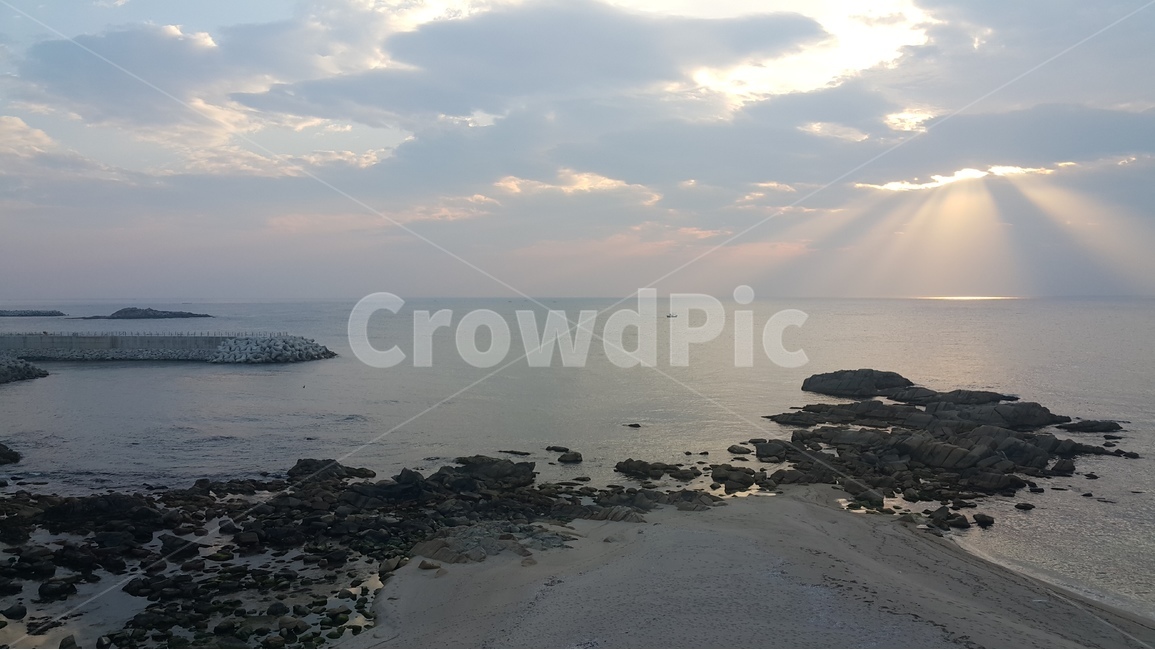 일출,바다,아침,풍경,햇살,구름,속초,자연,풍경,nature,landscape,promontory,곶,water,물,shoreline,해안선,outdoors,옥외,ocean,대양,sea,land,땅