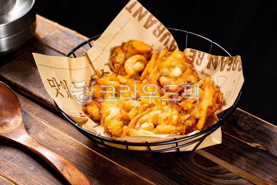 한국음식,직접촬영,고깃집,조리전,조리후,야채튀김,채소튀김,분식튀김,한국튀김,전통튀김,튀김요리,한국간식,분식집,인기튀김,맛있는튀김,간단튀김,한국맛집,한국분식,전통분식,길거리간식,튀김안주,한국안주,한국전통음식,홈파티튀김,캠핑튀김,vegetabletempura,koreanvegetablefritter,koreantempura,veggiefry,koreanfood,野菜天ぷら,韓国料理,野菜フライ,韓国天ぷら,揚げ物,蔬菜天妇罗,韩国油炸,炸蔬菜,韩国小吃,韩国美食