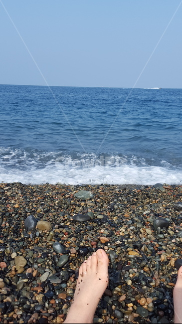 바다,해변,발,여름,방학,자갈,모래,파란색,ocean,beach,foot,summer,vacation,sand,peddle,blue