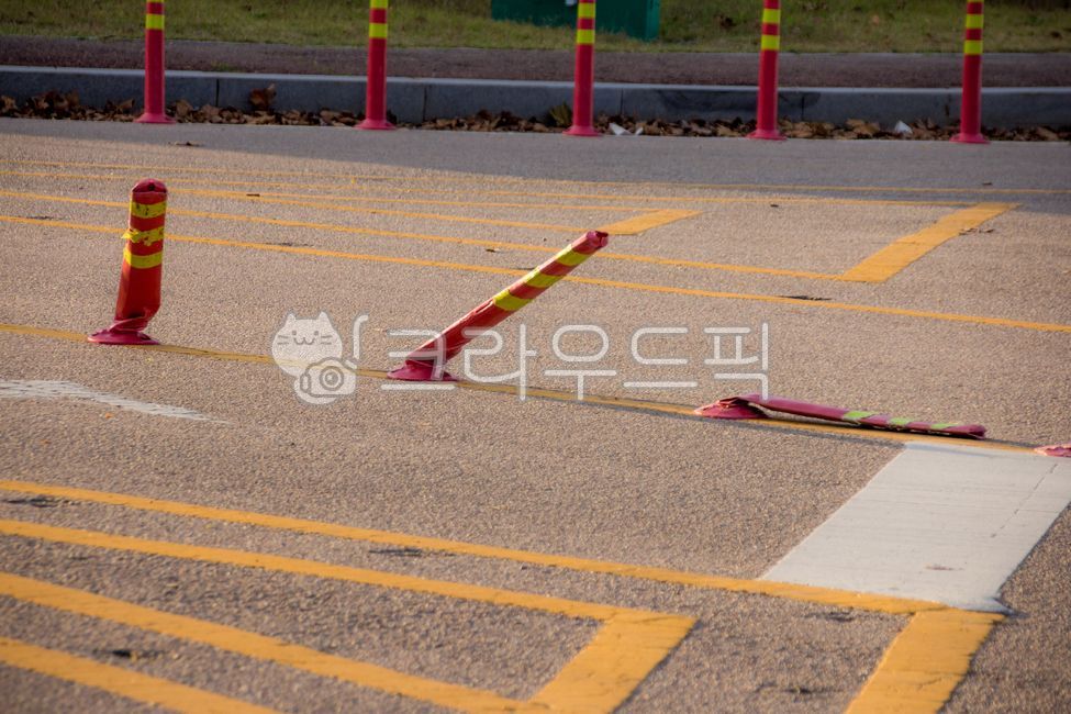 차선규제봉,안전봉,주차차단봉,도로,road