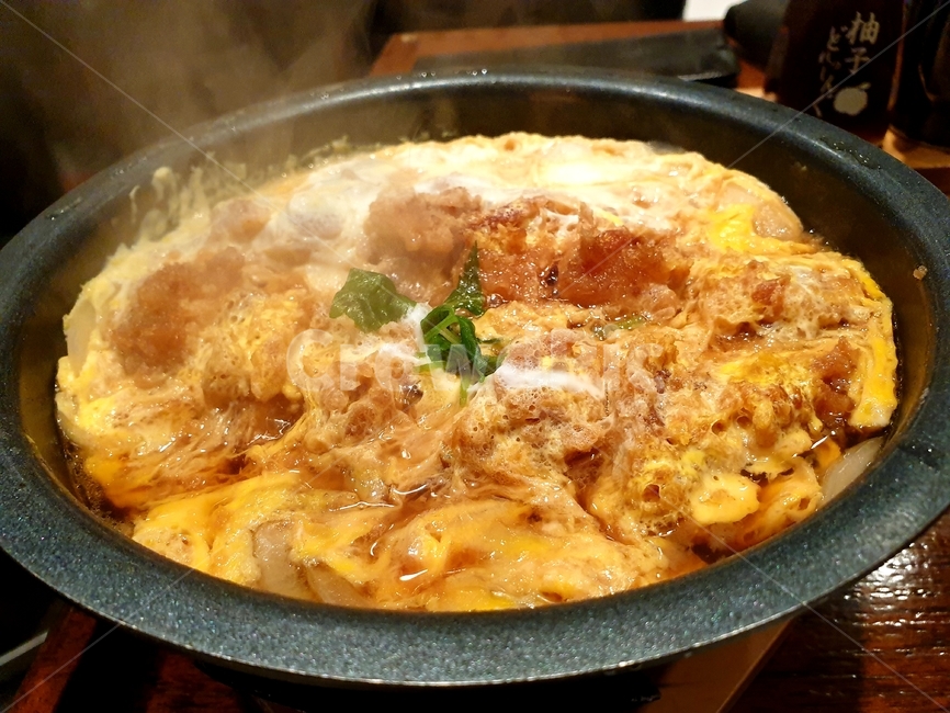 dish,요리,food,음식,meal,식사,가츠동,돈가스,일식,계란,음식,식재료,요리,food,cook,meal,dishes,food reserves