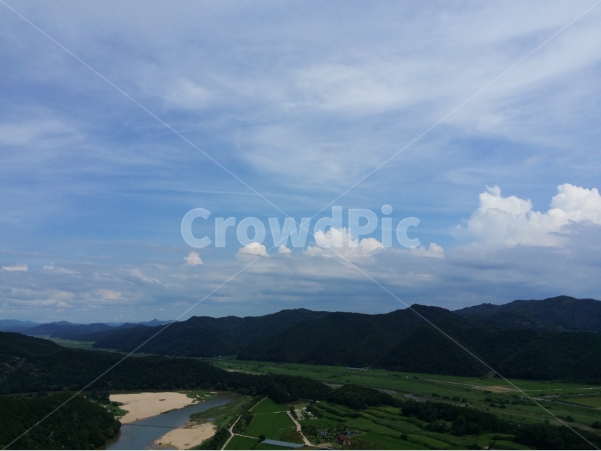 하늘,구름,푸른,sky,blue,cloud,자연,풍경,nature,landscape,outdoors,옥외,hill,언덕,scenery