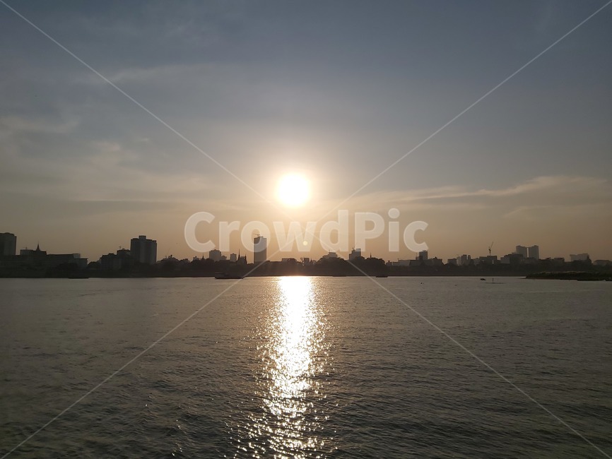 하늘,sky,sunset,황혼,dusk,sunlight,자연,nature,outdoors,옥외,붉은하늘,redsky,빛,light,sun,해,노을,일몰,태양,햇빛,강