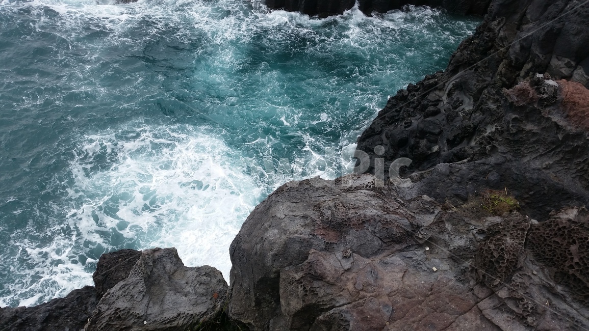 주상절리,제주도,파도,바다,바위,jusangjeollicliff,jejudo,jeju,wave,breaker,sea,ocean,rock,boulder