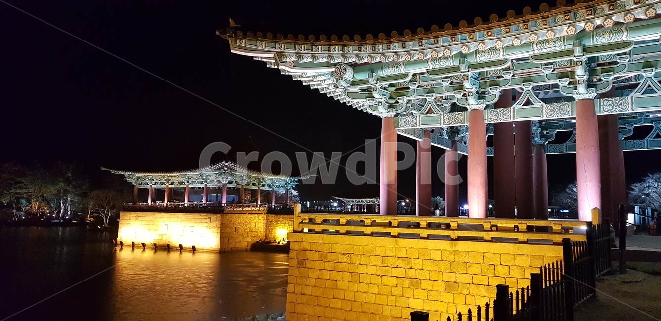동궁과월지,경주,야경,풍경,한옥,야경,밤,풍경,nightscape,night,landscape,한국전통,한국문화,korean traditional,korean culture,랜드마크,landmark,tourist attraction,한국랜드마크,한국관광지,한국명소,korea landmark,korea tourist attraction,건축물,건물외관,exterior,building,structure,architecture,construction,건물