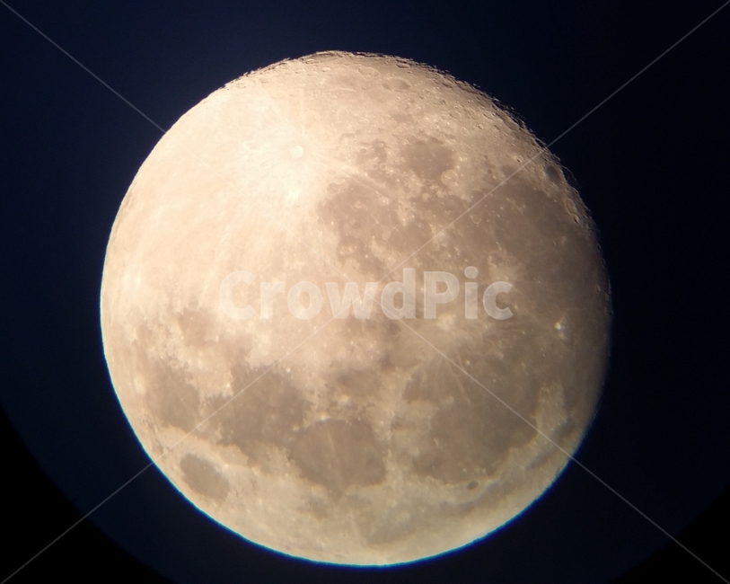 달,망원경,관측,티코분화구,moon,야경,밤,풍경,nightscape,night,landscape,astronomy,천문학,universe,우주,outdoors,옥외,nature,자연,outer space,대기권 밖