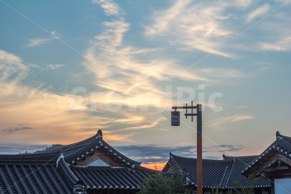 경주,한옥,기와,노을,한국,korea,도시,풍경,city,landscape,한국전통,한국문화,korean traditional,korean culture,roof,지붕