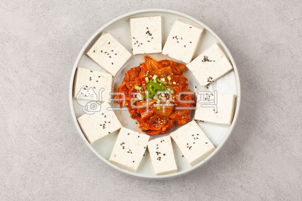 Tofu kimchi,tofu,kimchi,drinking snacks,snacks,side dishes,sesame salt,Korean food,food,Korean food,Korean culture,food,Korea,tofu dishes,tofu dishes,cooking,ingredients