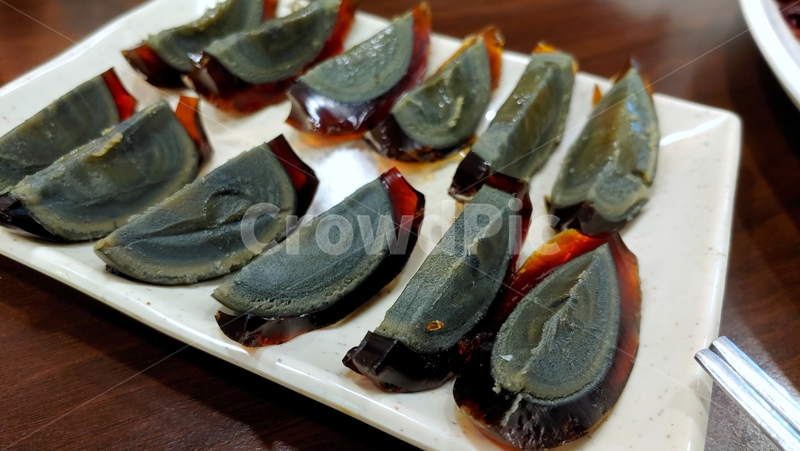 food,음식,달걀,송화단,오리알,알,삭힘,술안주,푸딩,노른자,술,중식,중화,중국집,egg