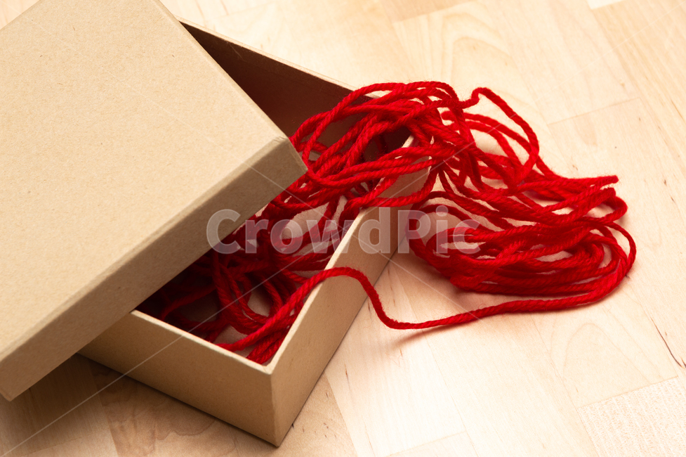 크리스마스,성탄절,선물,이벤트,기념일,정물,소품,기념,christmas,object,concept,gift,present,isolated,상자,선물상자,선물박스,실,털실,축제,행사,festival,carnival,event,메리크리스마스,성탄절,merry christmas,사물,물건,오브젝트,thing,object,matter