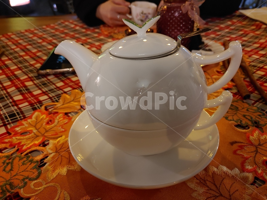 pottery,도기류,찻잔,주전자,teapot,도자기,카페,cafe,차,tea