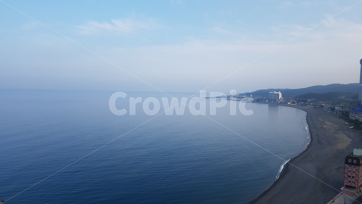 바다,하늘,파랗다,지평선,하나,바닷가,마을,하늘빛,sky,sea,모래,구름,고요,평온,힐링,자연,풍경,nature,landscape