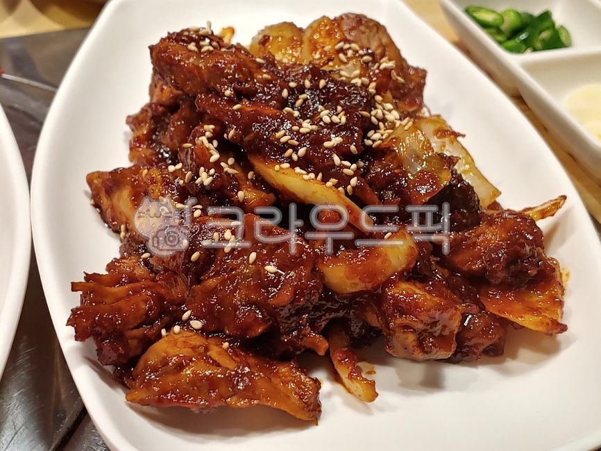 불족발,매운족발,족발,양념족발,돼지족발요리