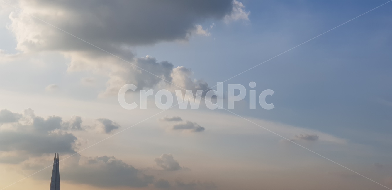 하늘,파란하늘,구름,sky,서울하늘,자연,풍경,nature,landscape,랜드마크,landmark,tourist attraction,한국랜드마크,한국관광지,한국명소,korea landmark,korea tourist attraction,weather,날씨,outdoors,옥외,cumulus,적운,cloud