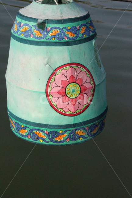 전등,연꽃,연못,전통문양,찢어짐,한국전통,한국문화,korean traditional,korean culture