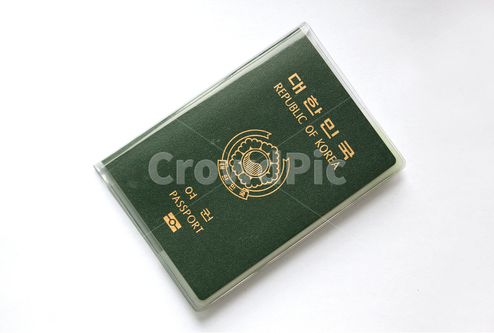 여권,한국여권,passport,대한민국여권,id,사물,물건,business,card,citizen,emigration,identification,identity,international,korea,pass,republicofkorea,security,여행,휴가,traveling,vacation,trip,사물,물건,오브젝트,thing,object,matter,누끼,remove background